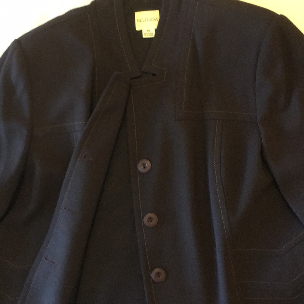 Women’s skirt suit